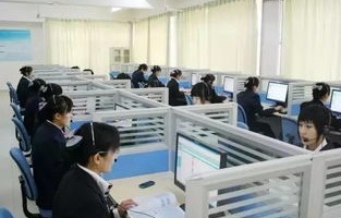 电子商务专业里有金融吗